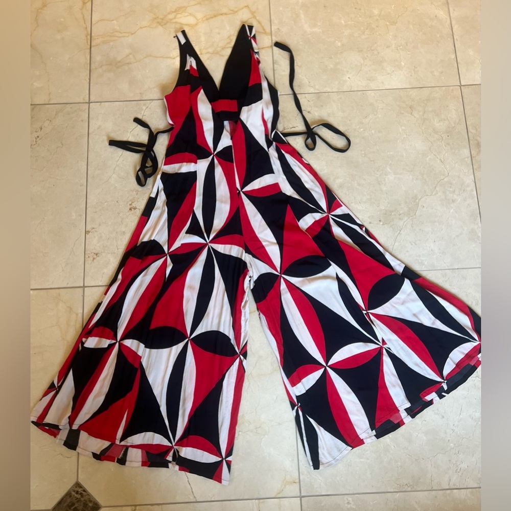 Anthropologie HD in Paris Women's Size 10 Black Red Cream Wide Leg Jumpsuit